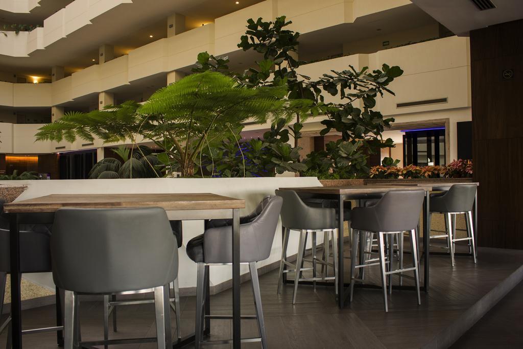 Hs Hotsson Hotel Leon Ngoại thất bức ảnh